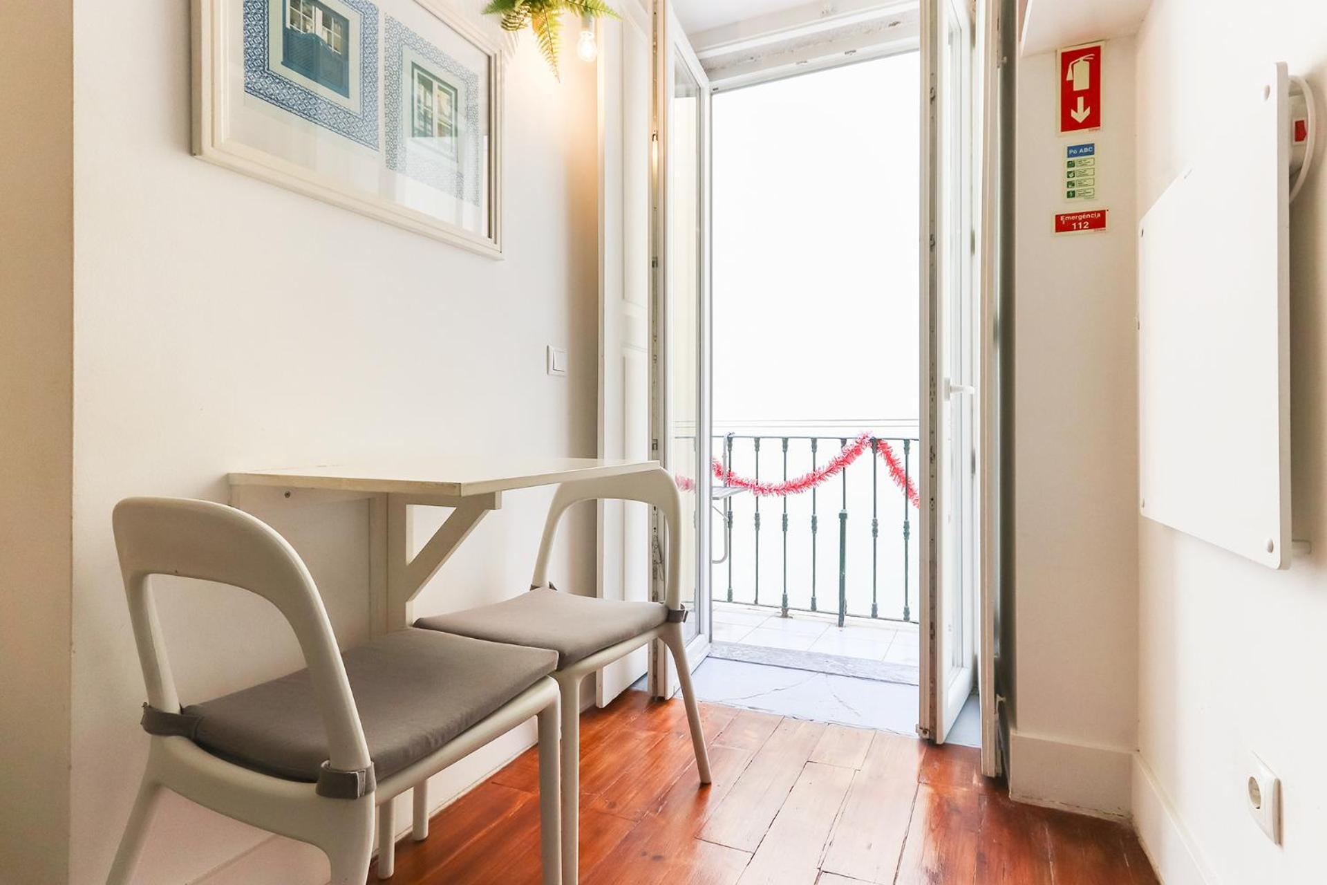 Santos Tiny Studio By Homing ลิสบอน ภายนอก รูปภาพ
